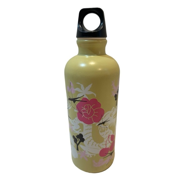 SIGG Switzerland Metal Water Bottle with Bird, Dragon & Flower Design Cold Only - Picture 3 of 8